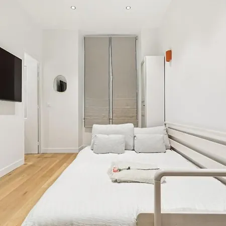 Lavie Maison Ac And Hot Tub Close Arc De Triomphe Lejlighed *