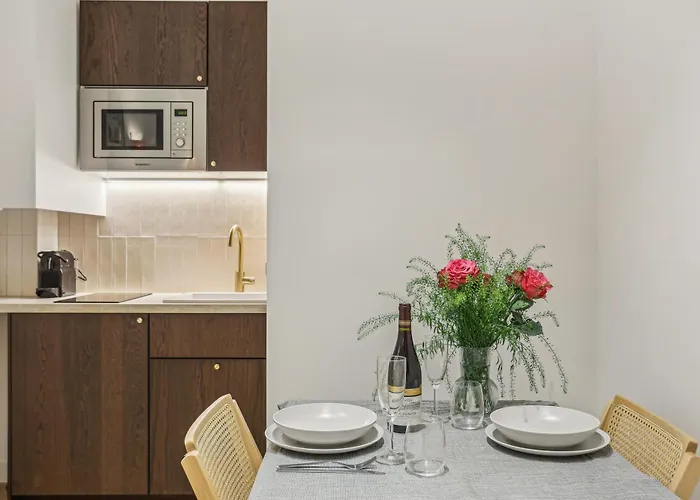 Lavie Maison Ac And Hot Tub Close Arc De Triomphe Paris